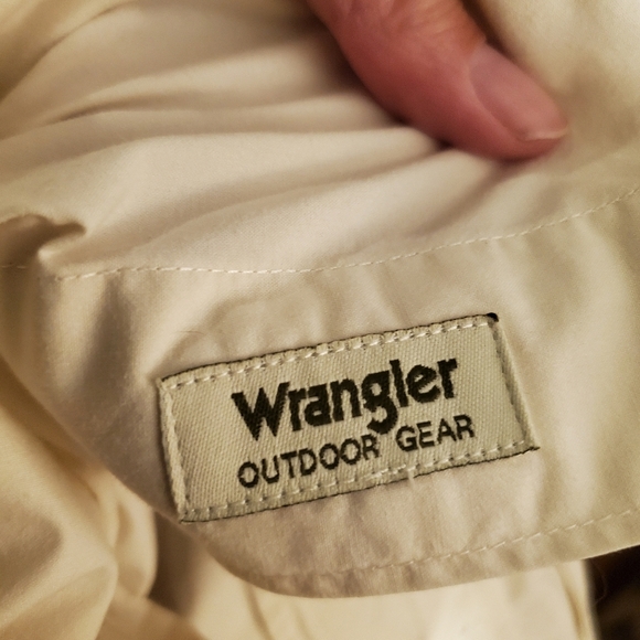 Wrangler Outdoor Gear White XL Short Sleeve Collared Buttondown Shirt - Picture 4 of 5